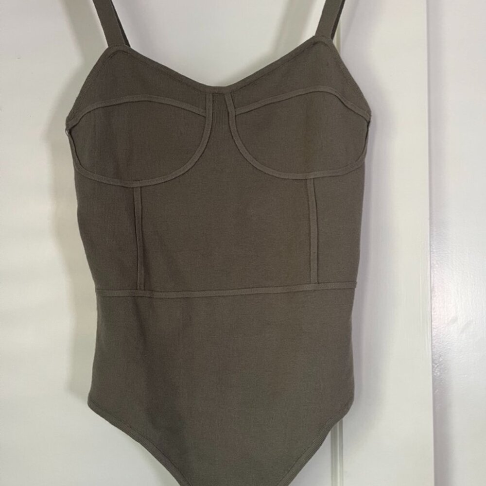 Le Lis Olive Green bodysuit Size M